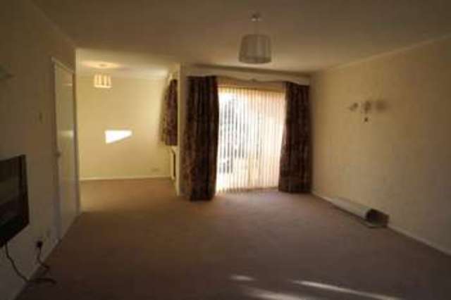  Image of 3 bedroom Bungalow to rent in Knoll Close Sherington Newport Pagnell MK16 at Newport Pagnell, MK16 9PQ