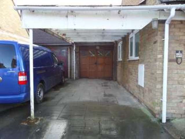  Image of 3 bedroom Bungalow to rent in Knoll Close Sherington Newport Pagnell MK16 at Newport Pagnell, MK16 9PQ