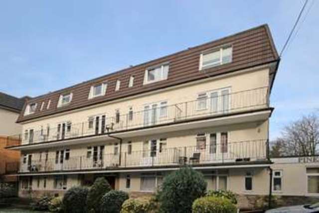  Image of 2 bedroom Flat for sale in Knyveton Road Boscombe Bournemouth BH1 at Knyveton Road Boscombe Bournemouth, BH1 3QN