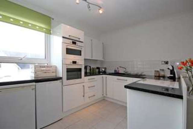  Image of 2 bedroom Flat for sale in Knyveton Road Boscombe Bournemouth BH1 at Knyveton Road Boscombe Bournemouth, BH1 3QN