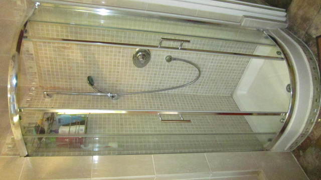  Image of 3 bedroom Semi-Detached house to rent in Laburnum Road Hayes UB3 at Middlesex  Hayes, UB3 4JY