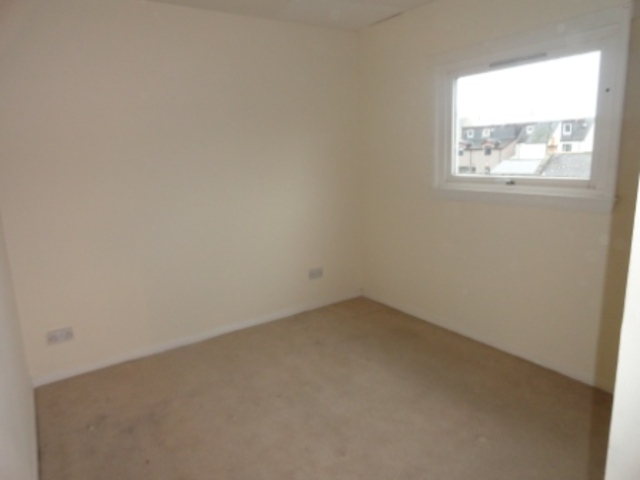  Image of 2 bedroom Flat to rent in Ladybridge Street Arbroath DD11 at Arbroath Angus Angus, DD11 1AR