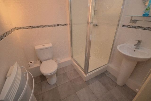  Image of 2 bedroom Flat to rent in Lagentium Plaza Glasshoughton Castleford WF10 at Lagentium Plaza  Castleford, WF10 4PP