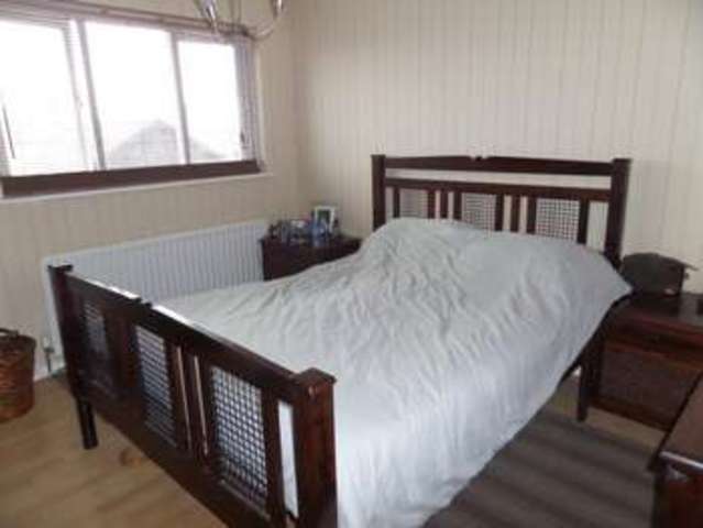  Image of 4 bedroom Detached house for sale in Lagonda Close Newport Pagnell MK16 at Newport Pagnell, MK16 9BN