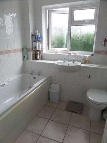  Image of 3 bedroom Detached house for sale in Lagonda Close Newport Pagnell MK16 at Newport Pagnell, MK16 9BN