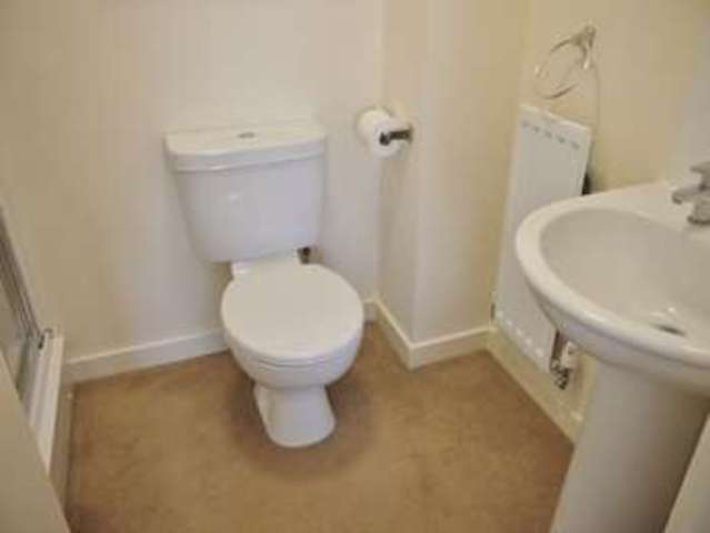  Image of 3 bedroom Semi-Detached house to rent in Dakota Way Eastleigh SO50 at Dakota Way  Eastleigh, SO50 5TY
