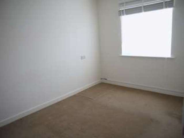  Image of 3 bedroom Semi-Detached house to rent in Dakota Way Eastleigh SO50 at Dakota Way  Eastleigh, SO50 5TY