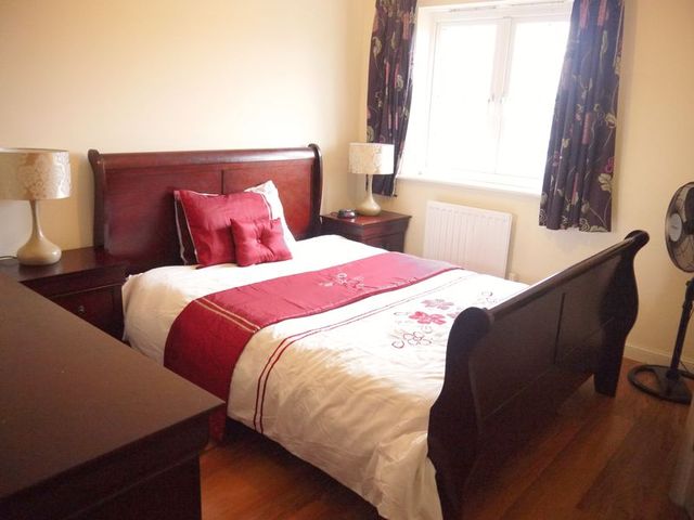  Image of 4 bedroom Detached house to rent in South Street Eastleigh SO50 at South Street  Eastleigh, SO50 5RP