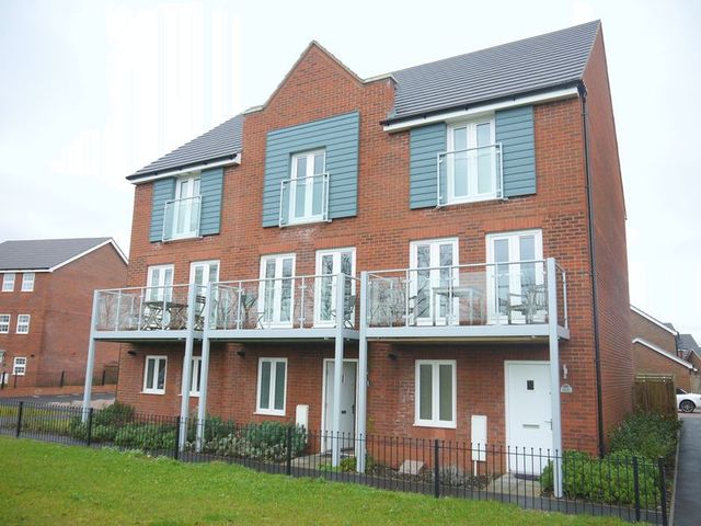 Image of 3 bedroom Detached house to rent in Viscount Gardens Eastleigh SO50 at Viscount Gardens  Eastleigh, SO50 5TZ