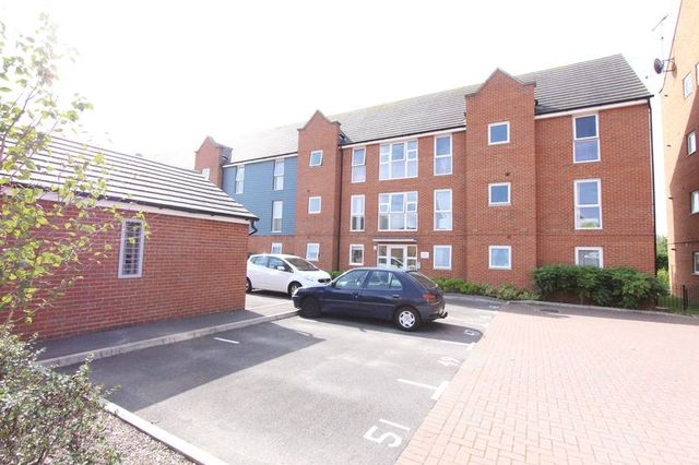  Image of 2 bedroom Flat to rent in Argosy Crescent Eastleigh SO50 at Argosy Crescent  Eastleigh, SO50 5RS