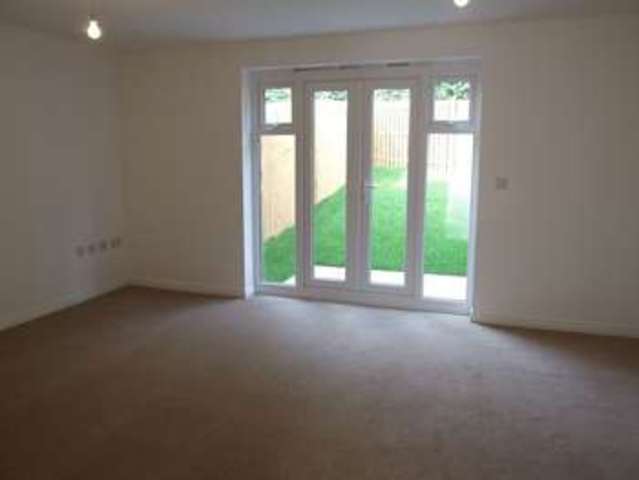  Image of 4 bedroom Detached house for sale in Lammas Drive Hathern Loughborough LE12 at Lammas Drive  Loughborough, LE12 5PN
