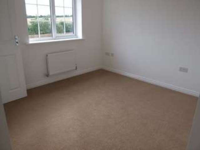  Image of 4 bedroom Detached house for sale in Lammas Drive Hathern Loughborough LE12 at Lammas Drive  Loughborough, LE12 5PN