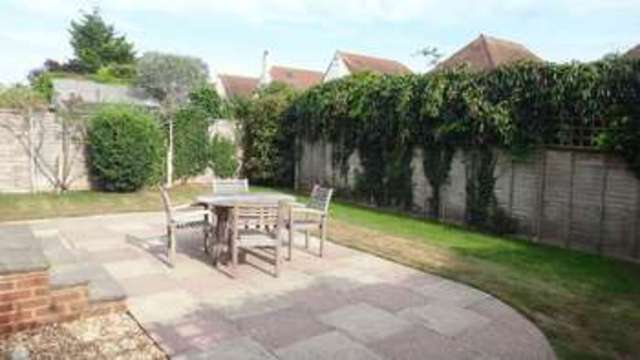  Image of 3 bedroom Bungalow for sale in Lancaster Road Goring-by-Sea Worthing BN12 at Lancaster Road Goring-by-Sea Worthing, BN12 4BP