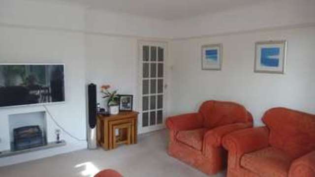  Image of 3 bedroom Bungalow for sale in Lancaster Road Goring-by-Sea Worthing BN12 at Lancaster Road Goring-by-Sea Worthing, BN12 4BP