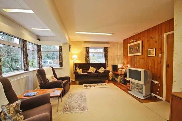  Image of 3 bedroom Property for sale in Landford Wood Salisbury SP5 at Landford Wood Salisbury, SP5 2ES