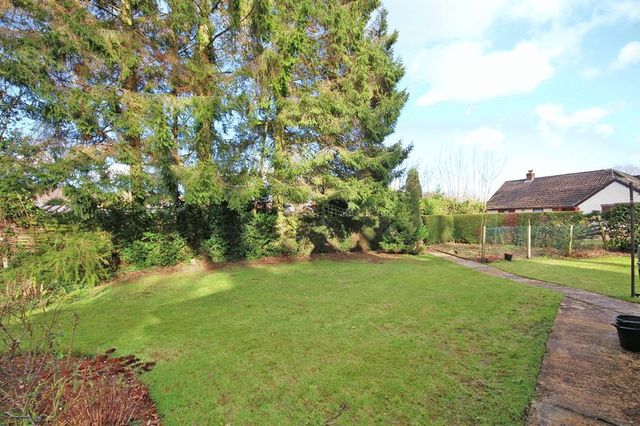  Image of 3 bedroom Property for sale in Landford Wood Salisbury SP5 at Landford Wood Salisbury, SP5 2ES