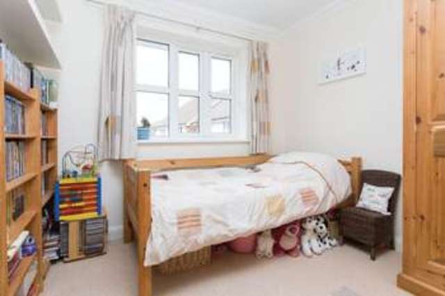 Image of 3 bedroom Detached house for sale in Langstone Gardens Nutbourne Chichester PO18 at Langstone Gardens Nutbourne Chichester, PO18 8SY