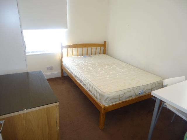  Image of 4 bedroom Terraced house to rent in Langton Road Wavertree Liverpool L15 at Wavertree  Liverpool, L15 2HS