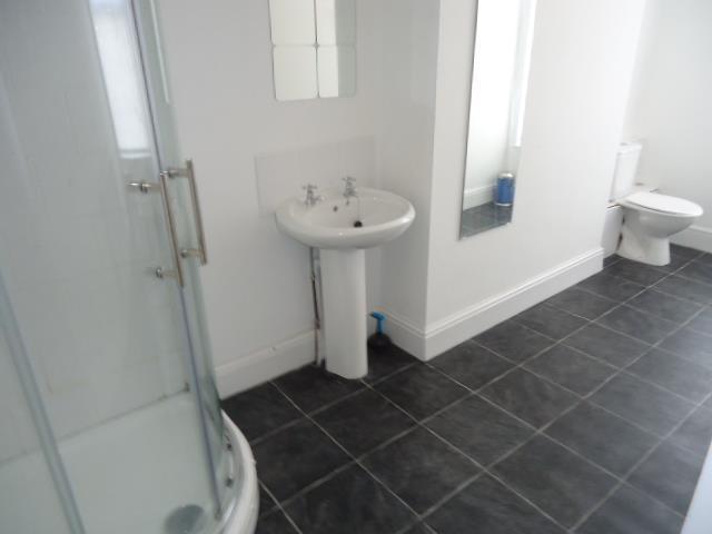  Image of 4 bedroom Terraced house to rent in Langton Road Wavertree Liverpool L15 at Wavertree  Liverpool, L15 2HS
