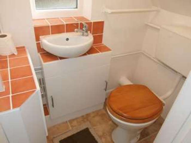  Image of 3 bedroom Detached house to rent in Lansdowne Road Shepshed Loughborough LE12 at Lansdowne Road,  Shepshed, LE12 9RS