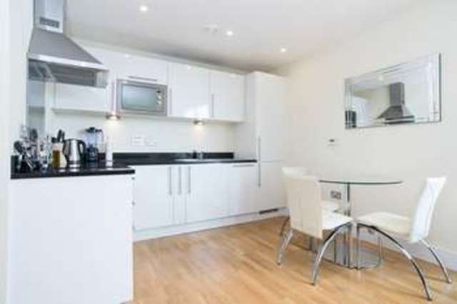  Image of 1 bedroom Flat for sale in Millharbour London E14 at Cobalt Point  Canary Wharf, E14 9JU