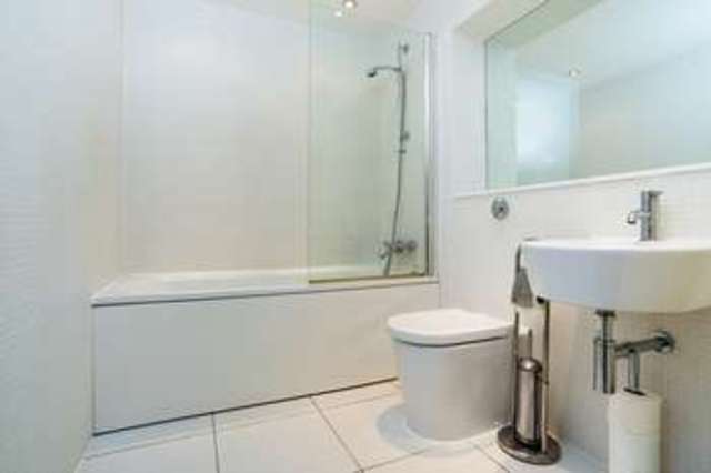  Image of 2 bedroom Flat for sale in Lanterns Way London E14 at Denison House  Canary Wharf, E14 9JL