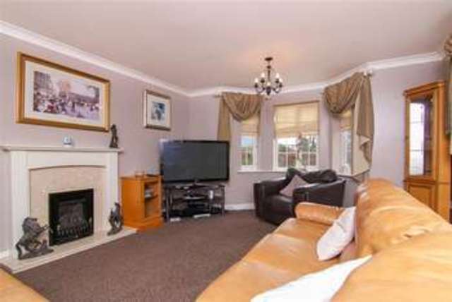  Image of 4 bedroom Detached house for sale in Larch Drive Northfield Birmingham B31 at Larch Drive  Birmingham Great Park, B31 5HB