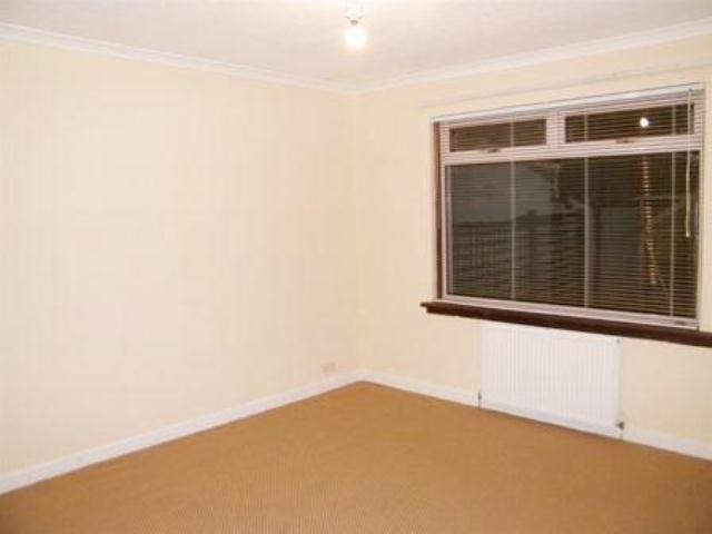  Image of 3 bedroom Bungalow to rent in Larchfield Road Bearsden Glasgow G61 at Bearsden East Dunbartonshire East Dunbartonshire, G61 1AP