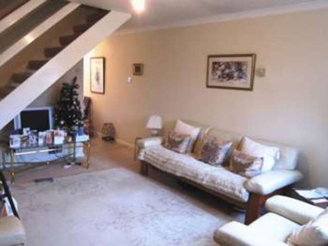  Image of 2 bedroom Terraced house to rent in Larksfield Englefield Green Egham TW20 at Larksfield Englefield Green Egham, TW20 0RD