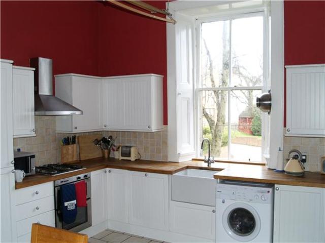  Image of 3 bedroom Flat to rent in Laurel Street Glasgow G11 at Partick Glasgow Glasgow, G11 7QR