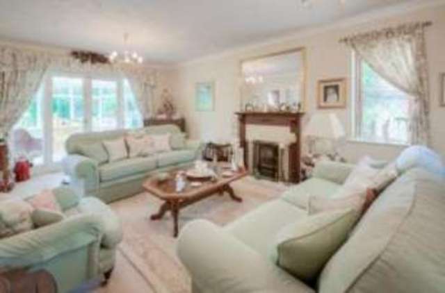  Image of 5 bedroom Detached house for sale in Laurel Valley Collingtree Northampton NN4 at Northampton Northamptonshire Collingtree, NN4 0YU