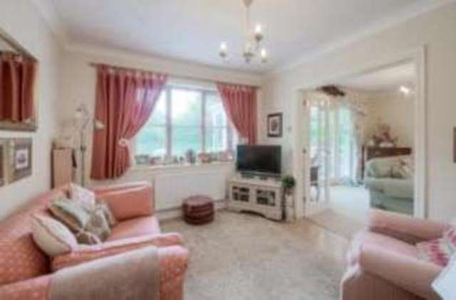  Image of 5 bedroom Detached house for sale in Laurel Valley Collingtree Northampton NN4 at Northampton Northamptonshire Collingtree, NN4 0YU