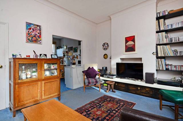  Image of 2 bedroom Flat for sale in Lavers Road London N16 at Lavers Road  Stoke Newington, N16 0DT