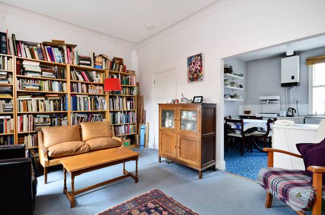  Image of 2 bedroom Flat for sale in Lavers Road London N16 at Lavers Road  Stoke Newington, N16 0DT