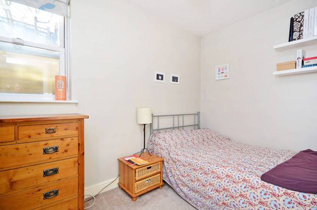  Image of 2 bedroom Flat for sale in Lavers Road London N16 at Lavers Road  Stoke Newington, N16 0DU