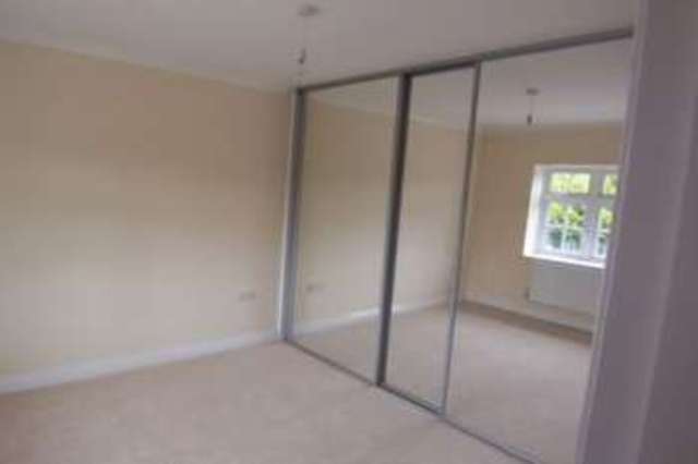  Image of 5 bedroom Detached house for sale in Lawrence Crescent Caerwent Caldicot NP26 at Lawrence Crescent Caerwent Caerwent, NP26 5NS