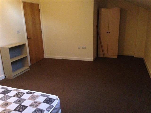  Image of 4 bedroom Terraced house to rent in Lawrence Road Wavertree Liverpool L15 at Wavertree  Liverpool, L15 0EF
