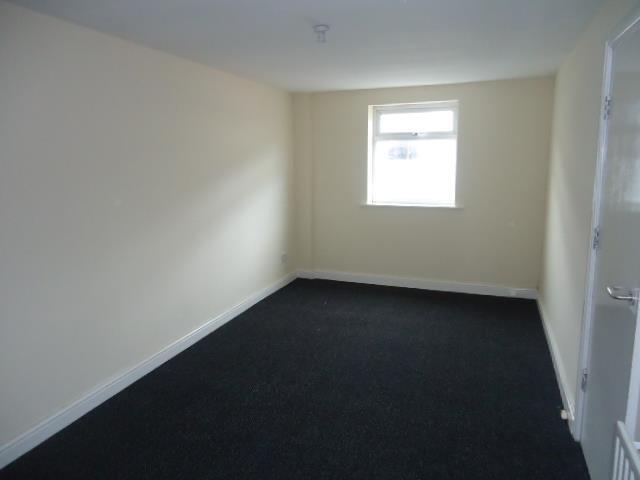  Image of 7 bedroom Terraced house to rent in Lawrence Road Wavertree Liverpool L15 at Wavertree  Liverpool, L15 0EQ