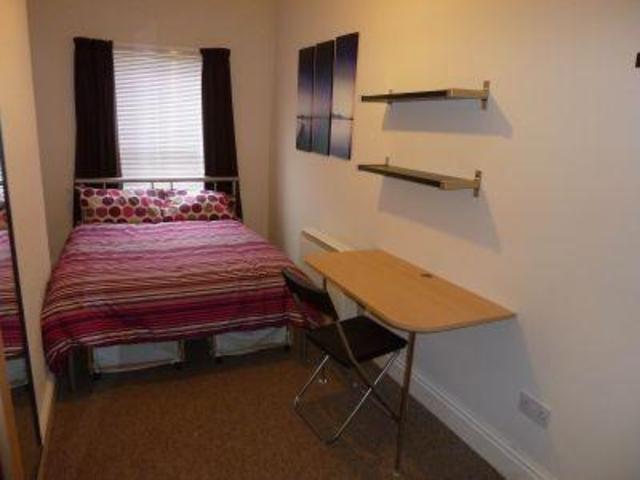  Image of 4 bedroom Terraced house to rent in Lawrence Road Wavertree Liverpool L15 at Wavertree  Liverpool, L15 0EQ