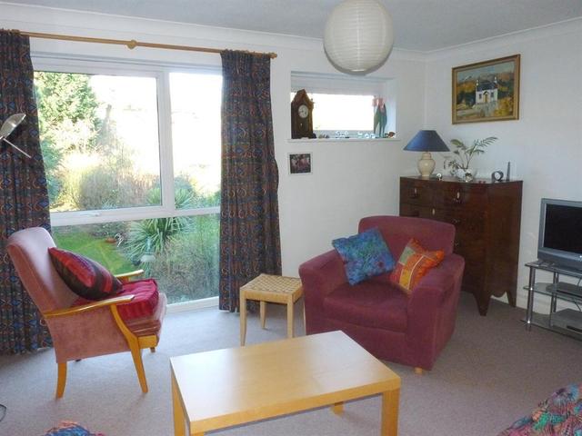  Image of 4 bedroom Town House for sale in Lawrie Park Avenue London SE26 at Sydenham London Upper Sydenham, SE26 6HJ
