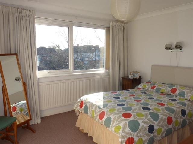  Image of 4 bedroom Town House for sale in Lawrie Park Avenue London SE26 at Sydenham London Upper Sydenham, SE26 6HJ