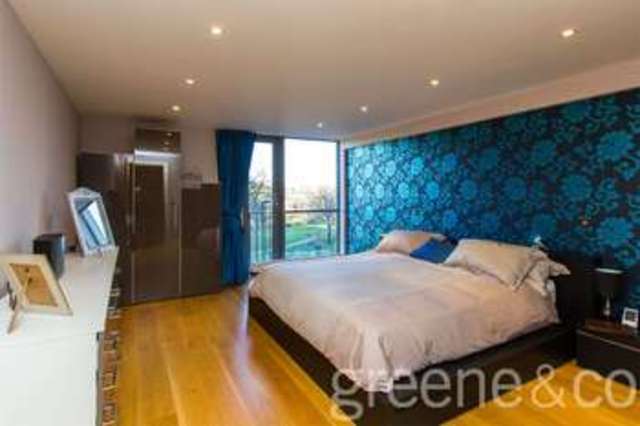  Image of 3 bedroom Detached house for sale in Laycock Street London N1 at Islington  Essex Road, N1 1UR