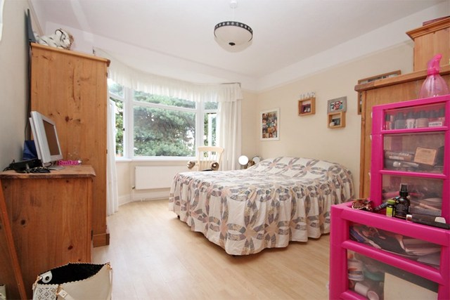  Image of 3 bedroom Semi-Detached house for sale in Leaphill Road Boscombe Bournemouth BH7 at Leaphill Road Pokesdown Bournemouth, BH7 6LU