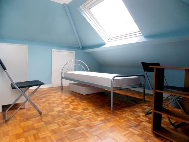  Image of 5 bedroom Semi-Detached house to rent in Lees Road Hillingdon Uxbridge UB8 at Lees Road  Uxbridge, UB8 3AT