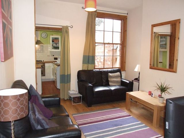  Image of 3 bedroom Terraced house for sale in Leopold Street Loughborough LE11 at Leopold Street  Loughborough, LE11 5DL