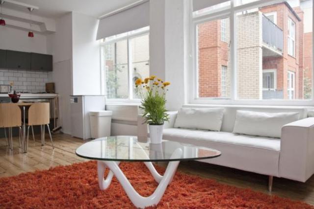  Image of 2 bedroom Flat to rent in Lever Street London EC1V at London  Goswell Road, EC1V 3QU
