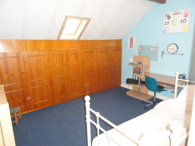  Image of 4 bedroom Terraced house for sale in Leyburn Grove Shipley BD18 at Shipley, BD18 3NR