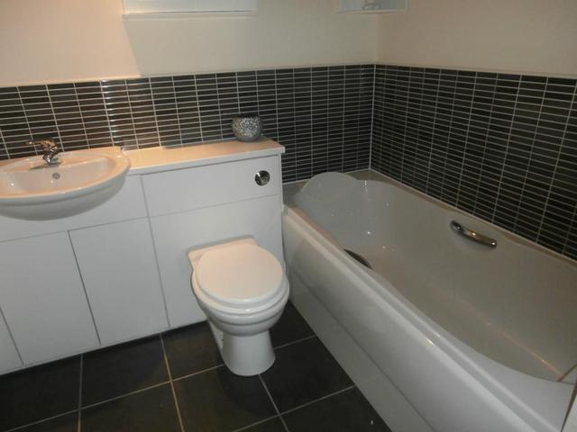  Image of 2 bedroom Flat to rent in Leyland Road Bathgate EH48 at Bathgate West Lothian West Lothian, EH48 2XE