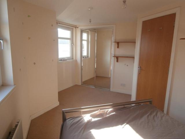 Image of 2 bedroom Flat to rent in Leyland Road Bathgate EH48 at Bathgate West Lothian West Lothian, EH48 2XE