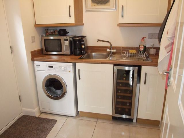  Image of 5 bedroom Detached house for sale in Limestone Drive Barrow upon Soar Loughborough LE12 at Limestone Drive  Barrow upon Soar, LE12 8XB